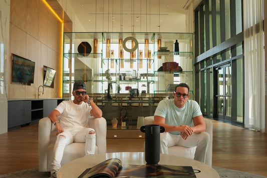 CEO AND CFO EXVIN